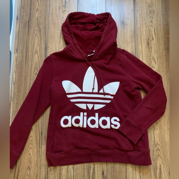 Adidas sweatshirt - Picture 1 of 3